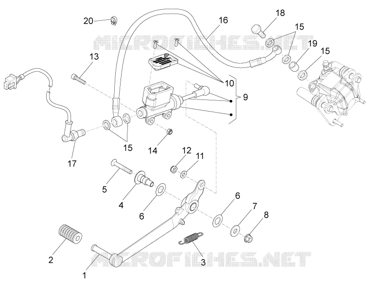 Rear master cylinder