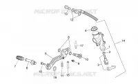 Rear master cylinder