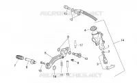 Rear master cylinder
